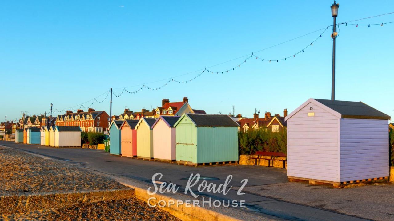 Beautiful Apartments On The Sea Front - Sea Road 2 Felixstowe Exterior photo